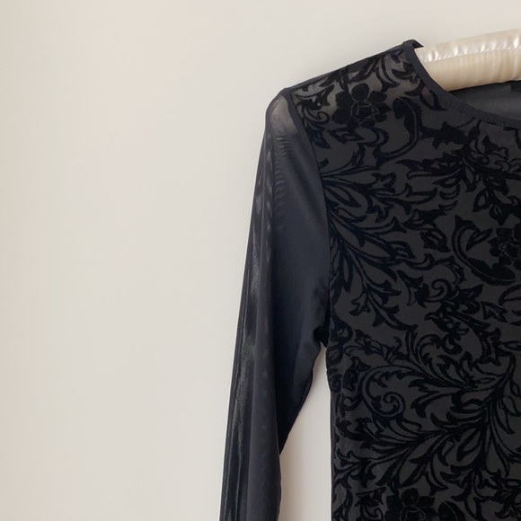 Sheer black top - Picture 3 of 3